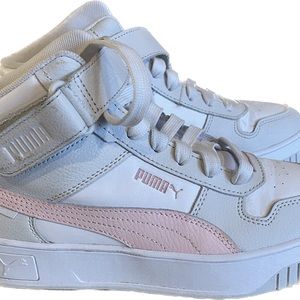 Puma Sneakers
